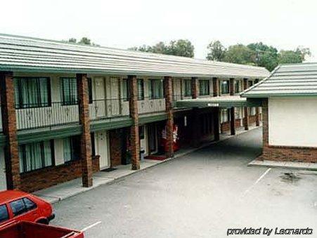 North Pointe Inn And Suites Келоуна Екстер'єр фото